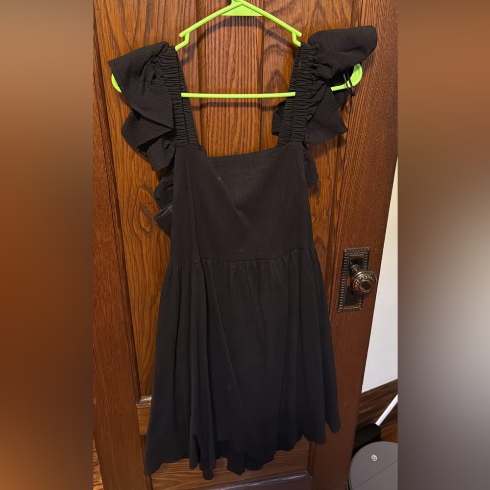 Francesca’s Black Ruffled Sleeveless Dress